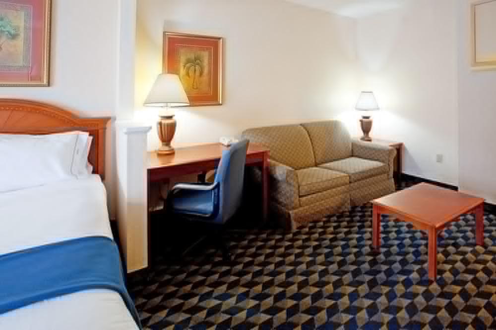 Holiday Inn Express & Suites Orangeburg By Ihg Buitenkant foto