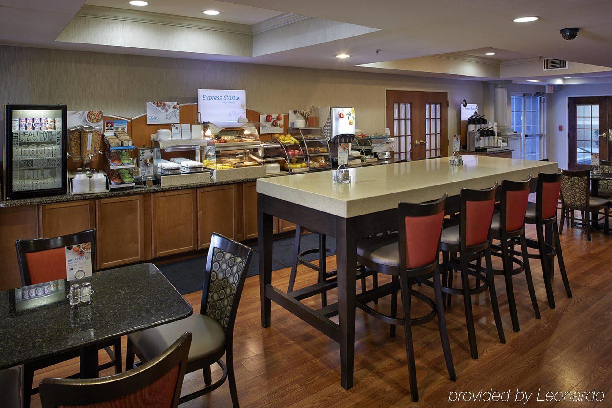 Holiday Inn Express & Suites Orangeburg By Ihg Buitenkant foto